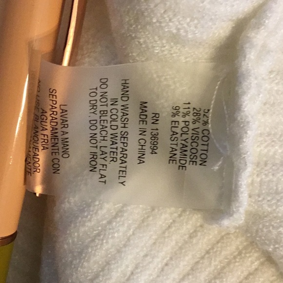 Vila Milano size Large Cream colored long sleeve ribbed tunic length sweater - Picture 6 of 6